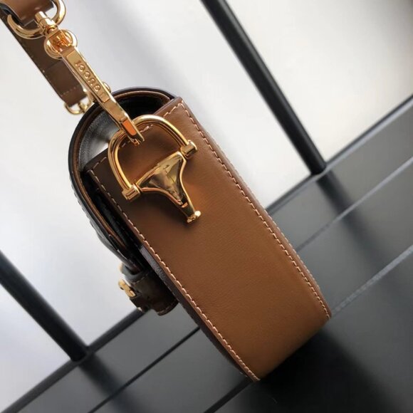 Gucci Chain Bags, Wallets - Picture 6 of 9